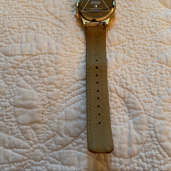 KOMONO GOLD WATCH, O/S - Picture 9 of 9